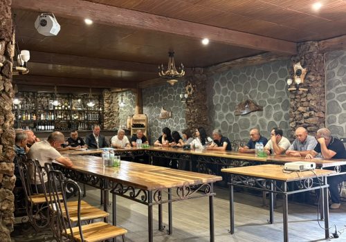 «Հայաստանի փրկարար-ոստիկան վետերանների միություն» բարեգործական հասարակական կազմակերպության ներկայացուցիչների հանդիպումը վետերանների հետ